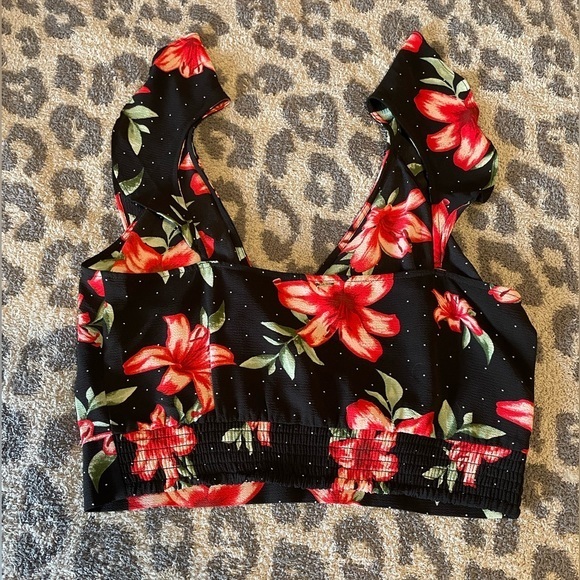 M Guess Crop Top Red Lily Flower - Picture 7 of 16